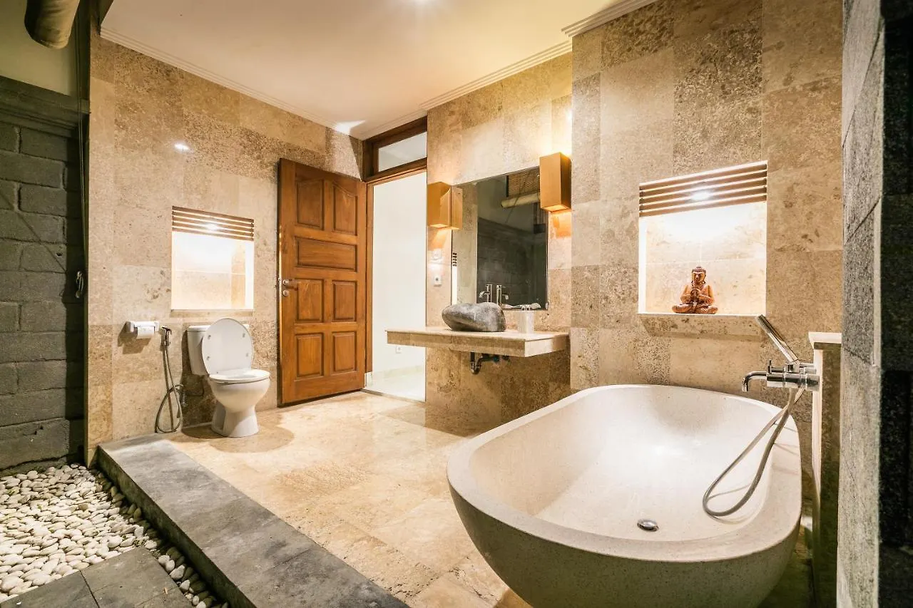 Listien Villa N3 Seminyak